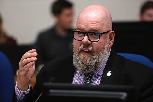 Coun. Shaun Cameron raises concerns about the city's recycling depots during a council meeting. Council approved the closure of all three of its depots on Monday. (Alex Lambert/The Brandon Sun)