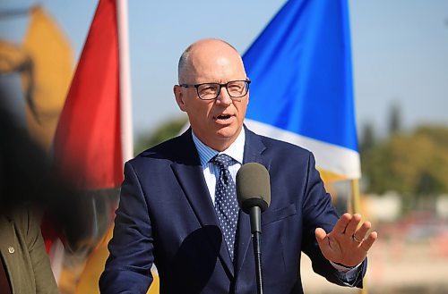 Ruth Bonneville / Free Press 
LOCAL - New Transit Garage groundbreaking 
Photo of Mayor Scott Gillingham answering questions from the media at the event Tuesday. 
Mayor Scott Gillingham and Councillor Janice Lukes along with others break ground on Oak Point Transit Garage construction at the construction site at 100 Oak Point Highway Tuesday.  
 
Sept 9th,  2025
