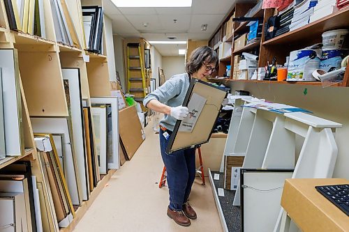 MIKE DEAL / FREE PRESS
hannah_g the curator for the Buhler Gallery at the St. Boniface Hospital in the storage facility for the gallery.
Reporter: AV Kitching
251009 - Thursday, October 09, 2025.