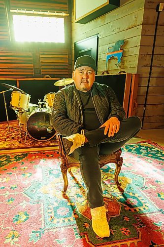 MIKE DEAL / FREE PRESS
William Prince, two-time Juno winner, at the No Fun Club studios on Wall Street. His next album, Further from the Country, will be releasing on Oct. 17, with Six Shooter Records.
Reporter: Ben Waldman
251009 - Thursday, October 09, 2025.