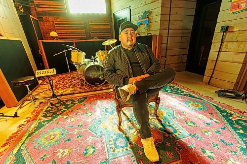 MIKE DEAL / FREE PRESS
William Prince, two-time Juno winner, at the No Fun Club studios on Wall Street. His next album, Further from the Country, will be releasing on Oct. 17, with Six Shooter Records.
Reporter: Ben Waldman
251009 - Thursday, October 09, 2025.