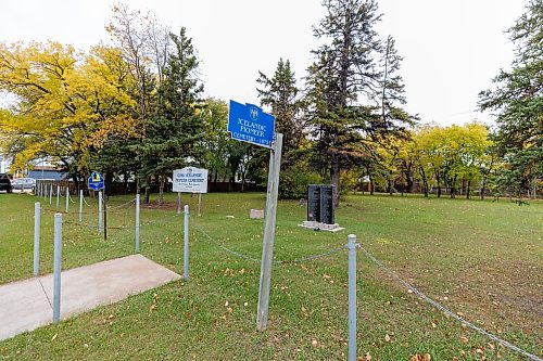 MIKE DEAL / FREE PRESS
The Icelandic Pioneer Cemetery near the corner of Highway 231 and Provincial Road 222 is the first Icelandic cemetery established in Manitoba and the oldest Icelandic public cemetery in Canada. 
The cemetery has a monument commemorating victims of a smallpox epidemic in 1876-1877.
October 2025 marks the 150th anniversary of Icelandic immigration to Gimli, MB.
Reporter: Conrad Sweatman
251015 - Wednesday, October 15, 2025.