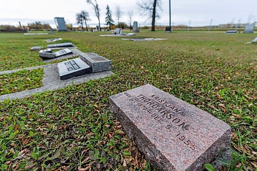 MIKE DEAL / FREE PRESS
Gimli Cemetery
111135 Provincial Road 222. Gimli, RM of Gimli, Manitoba
Reporter: Conrad Sweatman
251015 - Wednesday, October 15, 2025.