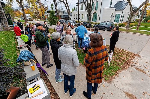 MIKE DEAL / FREE PRESS
A large crowd of neighbours and parents of school kids gather to chat after getting a drink and baked treat at the corner of Waterloo Street and Kingsway.
Every Thursday morning since the beginning of September Jennie MacDonald’s nine-year-old daughter Annie has been setting up a coffee stand on the corner of their street to raise money for CancerCare Manitoba.
Reporter: Eva Wasney
251016 - Thursday, October 16, 2025.