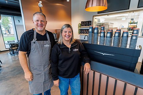 MIKE DEAL / FREE PRESS
Glen and his daughter Rachelle Demetrioff, co-founders of The Forge Bagel Co. which will be opening November 15th at 692 St. Anne’s Road.
Reporter: Gabrielle Piche
251017 - Friday, October 17, 2025.