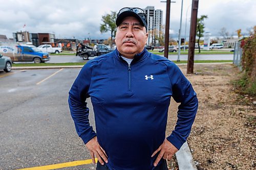 MIKE DEAL / FREE PRESS
Terry Francois says he will still go ahead with his lawsuit despite the band council lifting their five year banishment of hime from Nisichawayasihk Cree Nation.
Reporter: Kevin Rollason
251017 - Friday, October 17, 2025.