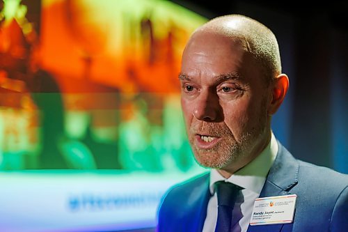 MIKE DEAL / FREE PRESS
Randy Joynt, Executive Director of the Manitoba Arts Council, speaks at the event where the organization released an arts and culture economic impact study and poll during its annual public meeting held at the Canadian Museum for Human Rights on Monday.
Reporter: Eva Wasney
251020 - Monday, October 20, 2025.