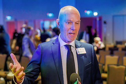 MIKE DEAL / FREE PRESS
Randy Joynt, Executive Director of the Manitoba Arts Council, speaks at the event where the organization released an arts and culture economic impact study and poll during its annual public meeting held at the Canadian Museum for Human Rights on Monday.
Reporter: Eva Wasney
251020 - Monday, October 20, 2025.