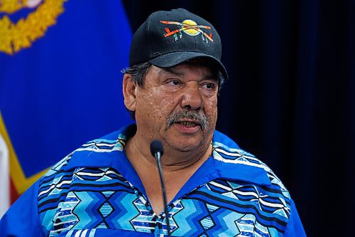 MIKE DEAL / FREE PRESS
Barry McKay, Chief, Tootinaowaziibeeng Treaty Reserve speaks to the media before the start of the press conference.
Manitoba RCMP Major Crime Services announce charges laid in relation to the disappearance and murder of Melinda Lynxleg from Tootinaowaziibeeng Treaty Reserve during a press conference at RCMP “D” Division HQ on Monday.
Reporter: Tyler Searle
251020 - Monday, October 20, 2025.