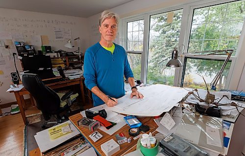 MIKE DEAL / FREE PRESS
Two-time Oscar nominee Cordell Barker is being celebrated this Friday at the WAG with a retrospective of the Winnipeg animator's career, including the premiere of his newest film, Good Luck to You All. The latest film is "100% human made" which used to go without saying. But the eight-minute NFB Short's subject matter -- Artificial Intelligence -- has made it necessary for Barker to specify.
Reporter: Ben Waldman
251022 - Wednesday, October 22, 2025.