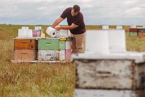 MIKE DEAL / FREE PRESS
Mike Clark is a third-generation beekeeper from Treesbank, Manitoba, who runs a long-standing apiary that his grandfather started in 1914. He is a member of the Manitoba Beekeepers' Association.
Checking in with farmers to see how they fared this season given the tariffs, drought, wildfires and government change.
Reporter: Julia-Simone Rutgers
251021 - Tuesday, October 21, 2025.