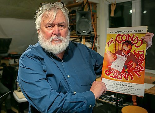 BROOK JONES/FREE PRESS
The Audi Arts Festival and The Old Elmwood Radio Theatre will be presenting The Condo Down Under at The Gargoyle Theatre at 585 Elice Ave. on Saturday, Oct. 25. Writer Stephen Gillies, 72, is pictured holding a promotional poster during a rehearsal at his home studio in Winnipeg, Man., Tuesday, Oct. 21, 2025.