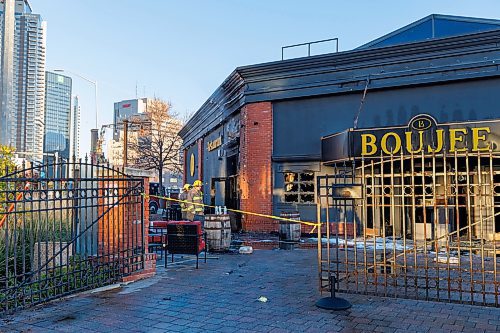 MIKE DEAL / FREE PRESS
WFPS crews were still dealing with the fire at the Boujee Restaurant & Bar, 191 Main Street, the northeast corner of York and Main. WPS Cadets were directing traffic through the intersection.
251023 - Thursday, October 23, 2025.