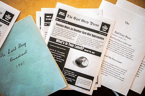 MIKAELA MACKENZIE / FREE PRESS
Copies of The Earl Grey Press at Earl Grey School on Thursday, Oct. 23, 2025. 
For Melissa story.
Free Press 2025