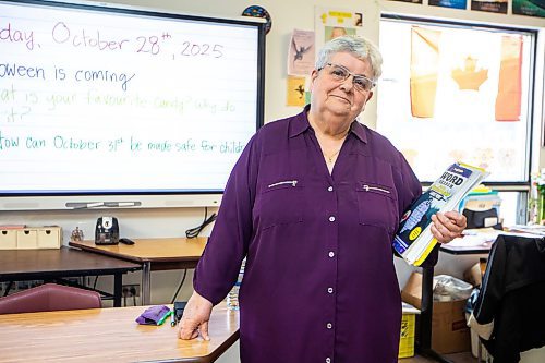 MIKAELA MACKENZIE / FREE PRESS

Margaret Banasiak, program director of the Open Door Literacy Program, on Tuesday, Oct. 28, 2025. 

For front &amp; centre story.
Free Press 2025