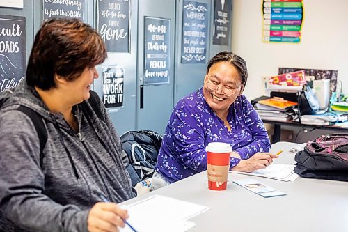 MIKAELA MACKENZIE / FREE PRESS
Mary Kuglugiak (right) and Mildred Berens share a laugh during an Open Door Literacy Program class on Tuesday, Oct. 28, 2025. 
For front & centre story.
Free Press 2025