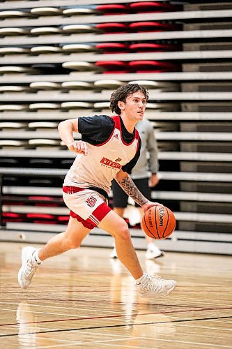 MIKAELA MACKENZIE / FREE PRESS

Guard Kato Jaro during Winnipeg Wesmen men&#039;s basketball practice at the Duckworth Centre on Wednesday, Oct. 29, 2025.

For Josh story.
Free Press 2025
