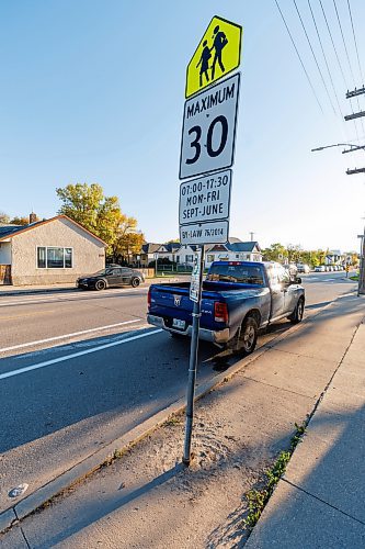 MIKE DEAL / FREE PRESS
The 30km/hr sign sits very close to the intersection of Banning Street with a Photo Enforcement vehicle (blue pickup) positioned immediately after it.
Cindy Gilroy has repeatedly advocated for improvements, such as a lit sidewalk, in the area and brighter signage.
Greenway School (390 Burnell) in the West End was among the top most dangerous-zones for drivers.
Reporter: Maggie Macintosh
250926 - Friday, September 26, 2025.