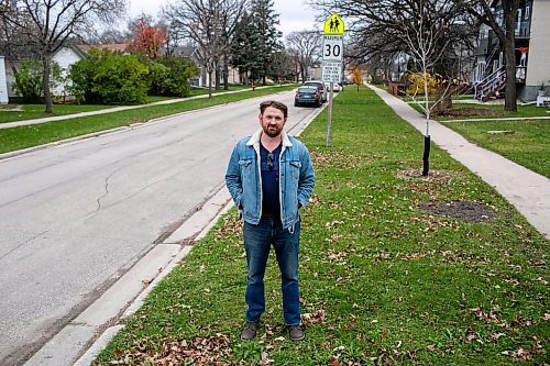 BROOK JONES/FREE PRESS
School trustee for Louis Riel School Division, Ward 3, Ryan Palmquist is advocating along with other school trustees for a sweeping re-design of the 30 km/h speed limit in school zones. Palmquist is pictured along Varennes Avenue in Winnipeg, Man., Thursday, Oct. 30, 2025.