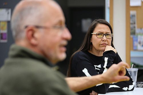 Janice Irvine, coordinator for Community Mobilization Westman, listens to John Howard Society of Brandon executive director Ross Robinson, during a sit down interview with the Brandon Sun on Oct. 31. The duo discussed what supports would be required for a mental health court in Brandon to function, similar to one currently operating in Winnipeg. (Matt Goerzen/The Brandon Sun)