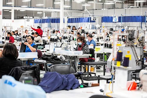 MIKAELA MACKENZIE / FREE PRESS
The Canada Goose factory in Winnipeg on Tuesday, Nov. 4, 2025.
For Aaron Epp story.
Free Press 2025