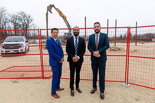 MIKE DEAL / FREE PRESS
The Gates, 6945 Roblin Blvd., has broken ground on a retail concept similar to The Village at Pineridge Hollow.
(From left) Ray Louie, general manager of The Gates on Roblin; Amritpal Jhand, director of Whiteland Developers; Satpal Sidhu, president of Whiteland Developers.
Reporter: Gabrielle Piche
251106 - Thursday, November 06, 2025.