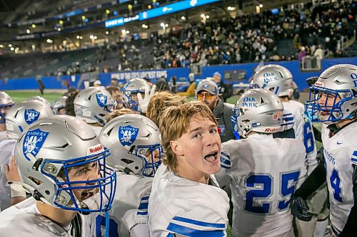 BROOK JONES/FREE PRESS
The Oak Park Raiders host the visiting Dakota Lancers in the ANAVETS Bowl at Princess Auto Stadium in Winnipeg, Man., Thursday, Nov. 6, 2025. The Raiders captured the ANAVETS Bowl after defeating the Lancers 22-17. Pictured: Oak Park defensive back Jack Redl (No. 11) celebrates the Raiders victory with his teammates.