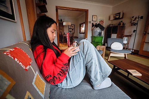 JOHN WOODS / FREE PRESS
Hazel Pancoe, 11, is photographed in her home Sunday, November 9, 2025. Pancoe, who is a grade six student and has dyslexia and struggles with reading, had to move from public school to a private one to be in a more supportive environment.  

Reporter: maggie