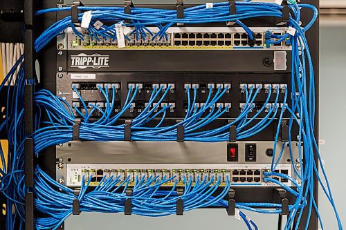 MIKE DEAL / FREE PRESS
Illustration for Network Servers story
Reporter: Julia-Simone Rutgers
251110 - Monday, November 10, 2025.