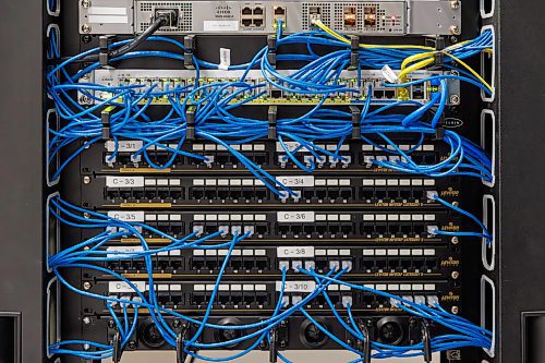 MIKE DEAL / FREE PRESS
Illustration for Network Servers story
Reporter: Julia-Simone Rutgers
251110 - Monday, November 10, 2025.