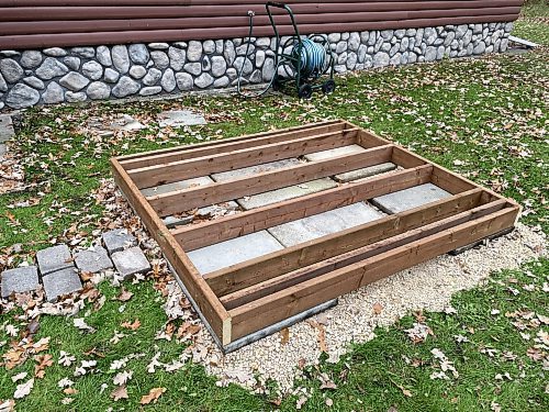 Marc LaBossiere / Free Press
The two-by-six framing rests atop 24-by-24-inch patio blocks for proper support of the 1,200-pound sauna.