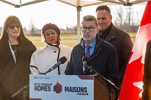 MIKE DEAL / FREE PRESS
Doug Eyolfson (speaking), the MP for Winnipeg West, and Ben Carr (right), the MP for Winnipeg South Centre, along with Bernadette Smith (left), Minister of Housing, Addictions and Homelessness and Ginette Lavack (second from left), MP for St. Boniface&#x2014;St. Vital, announce that Build Canada Homes is accepting Requests for Qualifications (RFQ) for the partial redevelopment of the Naawi-Oodena property. The parcel on the Canada Lands Company portion of the site will deliver 320 homes.
Other VIP&#x2019;s in attendance were; Bernadette Smith, Minister of Housing, Addictions and Homelessness, Ginette Lavack, MP for St. Boniface&#x2014;St. Vital, Winnipeg Mayor, Scott Gillingham, and Chief Gordon BlueSky, Chairperson, Treaty One Nations.
Reporter: Nicole Buffie
251112 - Wednesday, November 12, 2025.