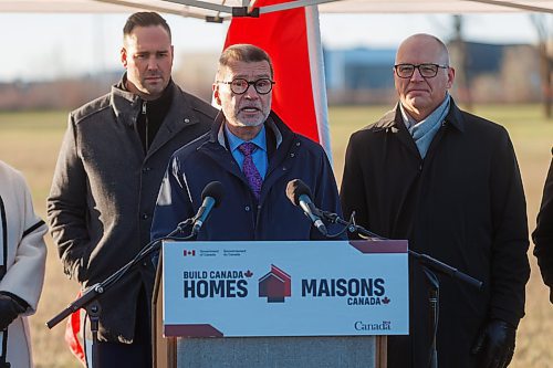 MIKE DEAL / FREE PRESS
Doug Eyolfson (centre), the MP for Winnipeg West, and Ben Carr (left), the MP for Winnipeg South Centre, and Winnipeg Mayor, Scott Gillingham, announce that Build Canada Homes is accepting Requests for Qualifications (RFQ) for the partial redevelopment of the Naawi-Oodena property. The parcel on the Canada Lands Company portion of the site will deliver 320 homes.
Other VIP&#x2019;s in attendance were; Ginette Lavack, MP for St. Boniface&#x2014;St. Vital, Winnipeg Mayor, Scott Gillingham, and Chief Gordon BlueSky, Chairperson, Treaty One Nations.
Reporter: Nicole Buffie
251112 - Wednesday, November 12, 2025.
