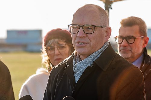 MIKE DEAL / FREE PRESS
Winnipeg Mayor, Scott Gillingham, speaks during the event.
Doug Eyolfson, the MP for Winnipeg West, and Ben Carr, the MP for Winnipeg South Centre, announce that Build Canada Homes is accepting Requests for Qualifications (RFQ) for the partial redevelopment of the Naawi-Oodena property. The parcel on the Canada Lands Company portion of the site will deliver 320 homes.
Other VIP&#x2019;s in attendance were; Bernadette Smith, Minister of Housing, Addictions and Homelessness, Ginette Lavack, MP for St. Boniface&#x2014;St. Vital, Winnipeg Mayor, Scott Gillingham, and Chief Gordon BlueSky, Chairperson, Treaty One Nations.
Reporter: Nicole Buffie
251112 - Wednesday, November 12, 2025.