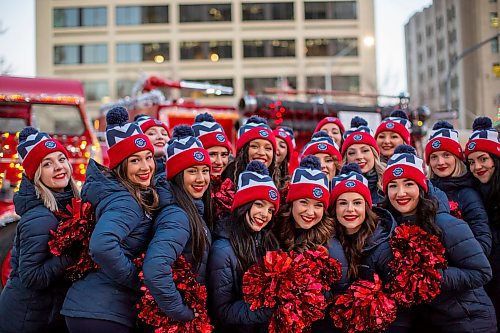 BROOK JONES/FREE PRESS
Members of the Montreal Cheer Team are all smiles before the start of the Manitoba Hydro Santa Claus Parade Grey Cup Edition in Winnipeg, Man., Saturday, Nov. 15, 2025. The band members were part of the Edmonton Elks Cheer Team parade entry. The Santa Claus parade has run annually in Winnipeg since the former Eaton’s department store organized the first one in 1909.
