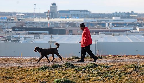 Ruth Bonneville / Free Press 

Weather Standup - Dog walker on hill

Arlington Humphrey makes his usual daily walk  along the top of Garbage Hill with his dog Choco, a five-year-old full standard poodle, on a warm November afternoon on Monday.  

Nov 24th, 2025
