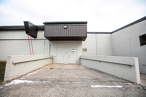 MIKAELA MACKENZIE / FREE PRESS

Terry Sawchuk Arena, which is closed due to structural concerns, on Thursday, Nov. 27, 2025.

For Chris story.
Free Press 2025