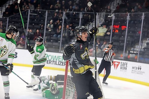 Nicholas Johnson (62) of the Brandon Wheat Kings celebrates after scoring a goal during WHL action against the Prince Albert Raiders at Assiniboine Credit Union Place on Friday evening. See story on Page B1. (Tim Smith/The Brandon Sun)