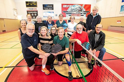 MIKAELA MACKENZIE / FREE PRESS

A seniors pickleball group, who are sponsors for Feed-A-Family, pose on the court at Sturgeon Heights Community Centre on Friday, Nov. 28, 2025. Top row, left to right: Kim Crawford, Lori Freeman, Debby Jablonski, Joan Brown, Pauline Macrodimitris, Donna Taylor, Eda Lebreton, Bill Armstrong Bottom row, left to right: Blaine Workman, Audrey Workman, Louise Murphy, Dale Crawford, Michael Taylor, Ross Robertson

For Josh story.
Free Press 2025