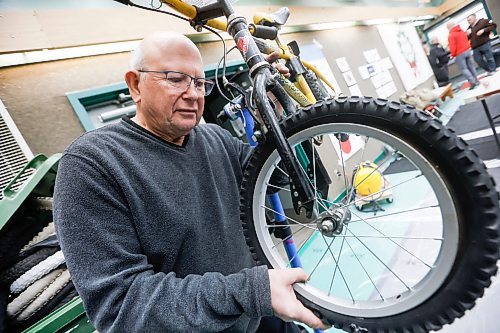 JOHN WOODS / WINNIPEG FREE PRESS
Gerry Hagglund fixes bikes at the annual WRENCH Cycle of Giving event Sunday, December 7, 2025.
reporter: aaron