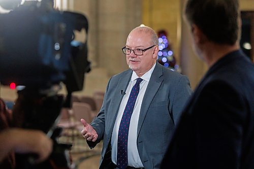 MIKE DEAL / FREE PRESS
Longtime Tory MLA Kelvin Goertzen, who was briefly Manitoba’s premier, talks to media in the Rotunda of the Manitoba Legislative Building, saying he won’t seek re-election, ending a two-decade run representing Steinbach in the legislature assembly.
Reporter: Maggie Macintosh
251210 - Wednesday, December 10, 2025.