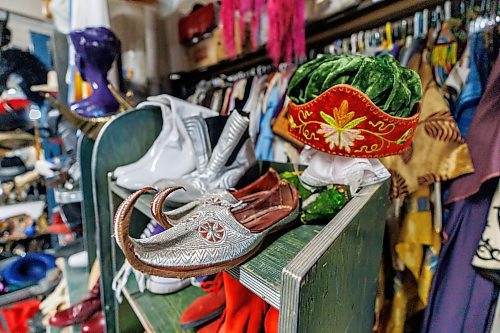 MIKE DEAL / FREE PRESS
Kristen Andrews, Owner/manager of Ragpickers (90 Annabella St), one of Winnipeg's longstanding secondhand clothing stores which now mainly services film and theatre.
Reporter: Conrad Sweatman
251210 - Wednesday, December 10, 2025.