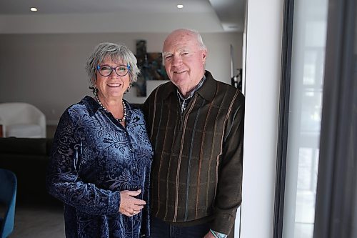 17122025
Diane and Gord Peters in their condo at Riverside Lifestyle Estates in Brandon.
(Tim Smith/The Brandon Sun)
