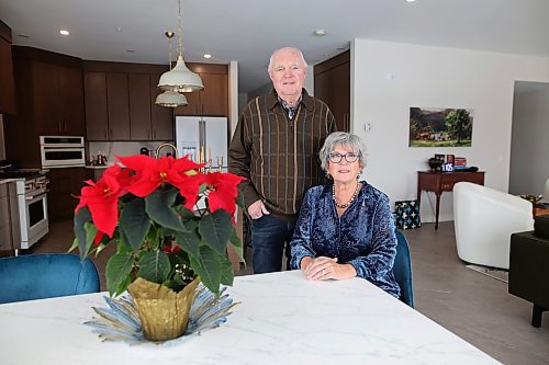 17122025
Gord and Diane Peters in their condo at Riverside Lifestyle Estates in Brandon. 
(Tim Smith/The Brandon Sun)