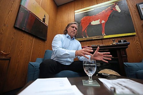 Brandon Mayor Jeff Fawcett gestures in his city hall office while answering a question during an end of the year interview with Brandon Sun reporter Alex Lambert on Dec. 22. (Matt Goerzen/The Brandon Sun)