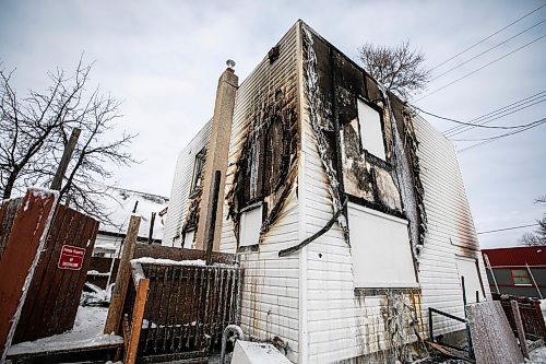 MIKAELA MACKENZIE / FREE PRESS


The scene of a fire at 442 McDermot Avenue on Friday, Jan. 2, 2026.

For Ѡstory.
Free Press 2026