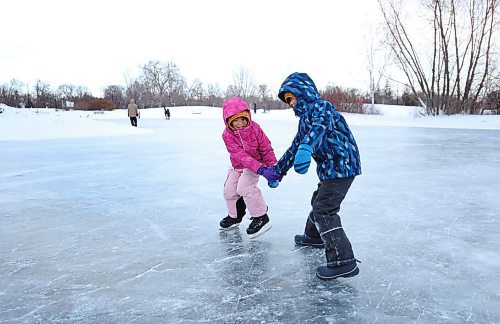 Ruth Bonneville / Free Press 

Local Standup, Kids skate Duck pond

Six-year-old Molly Kuan has some fun trying to pull her older brother Banke (8yrs) while skating on the Duck Pond at Assiniboine Park Friday.   The siblings along with their parents, spent the afternoon tobogganing and skating taking in the sunshine during the winter break. 

Jan 2nd,  2026