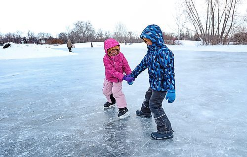 Ruth Bonneville / Free Press 

Local Standup, Kids skate Duck pond

Six-year-old Molly Kuan has some fun trying to pull her older brother Banke (8yrs) while skating on the Duck Pond at Assiniboine Park Friday.   The siblings along with their parents, spent the afternoon tobogganing and skating taking in the sunshine during the winter break. 

Jan 2nd,  2026