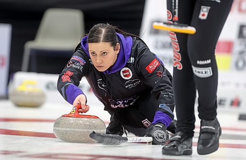 02012026
Skip Kate Cameron throws a stone during her rinks draw against Hailey McFarlane’s rink on the final day of the round robin at Curl Manitoba’s Women of the Rings Championship in Rivers, Manitoba on Friday. 
(Tim Smith/The Brandon Sun)