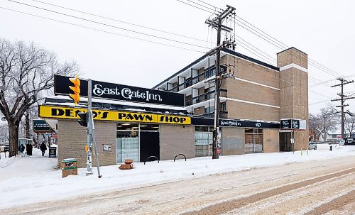 MIKE DEAL / FREE PRESS
The former Sherbrook Inn at 685 Westminster Avenue has been renamed, East Gate Inn.
260105 - Monday, January 05, 2026.